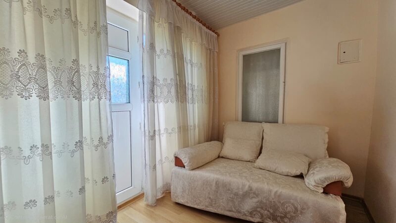 Munteni- Buzau, Casa 4 camere, 80 mp cu teren de 1.912 mp